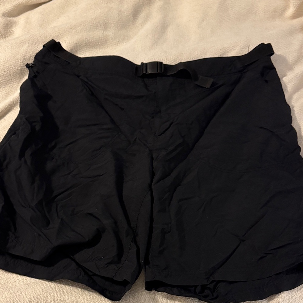 REI Women's Black Hiking Bermuda Shorts